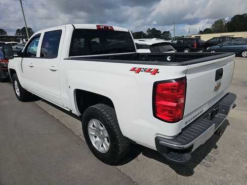 Used 2018 Chevrolet Silverado 1500 LT w/ Trailering Package image 3