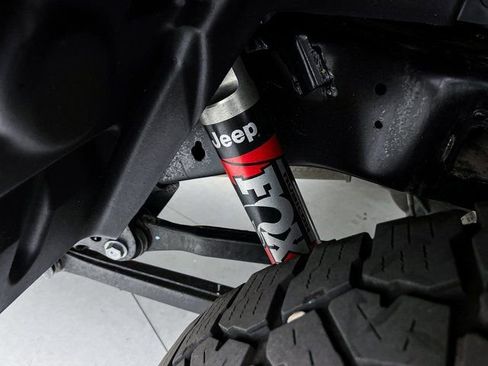 Used 2022 Jeep Gladiator Rubicon w/ Cold Weather Group image 4