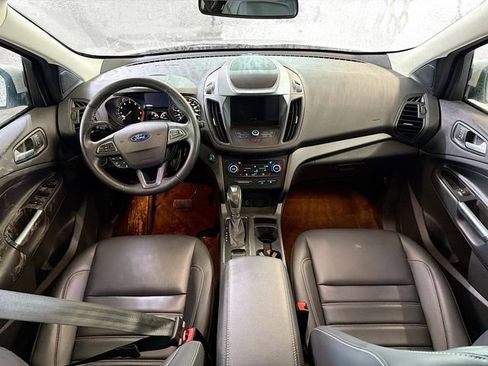 Used 2019 Ford Escape SEL image 10