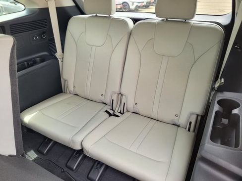 New 2026 Kia Sorento S FWD image 13