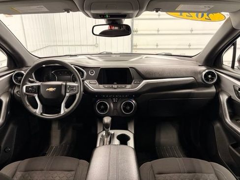 Used 2021 Chevrolet Blazer LT FWD image 13