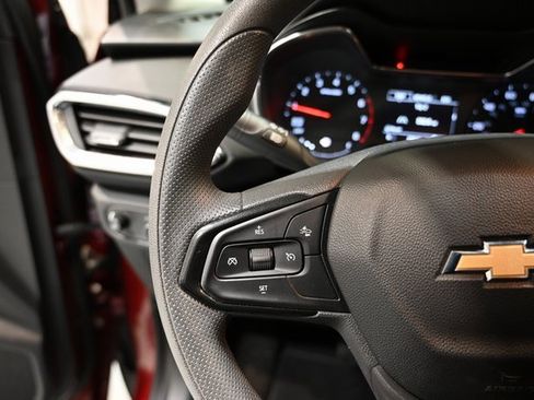 Used 2023 Chevrolet TrailBlazer LT w/ Convenience Package image 23