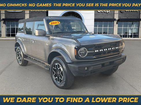 Used 2023 Ford Bronco Outer Banks AWD/4WD image 1