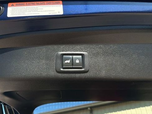 Used 2023 Mitsubishi Outlander SE AWD/4WD image 15
