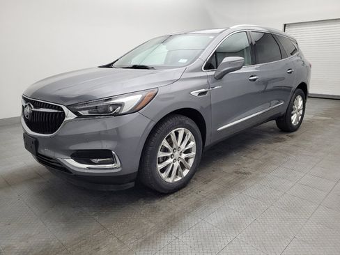 Used 2018 Buick Enclave Premium w/ Trailering Package image 2