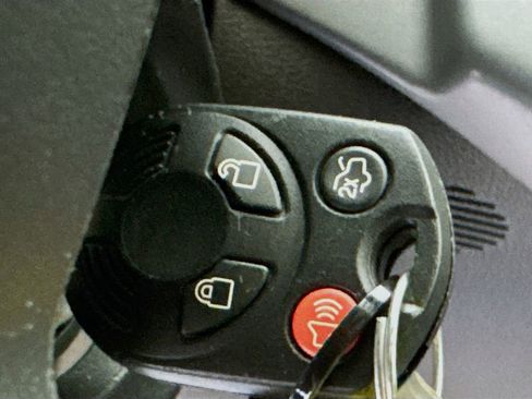 Used 2015 Ford Escape SE w/ Equipment Group 201A FWD image 20