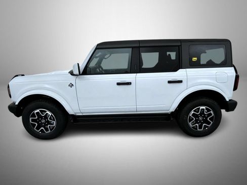 New 2026 Ford Bronco Outer Banks AWD/4WD image 8