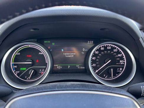 Used 2023 Toyota Camry XLE w/ Navigation Package image 26