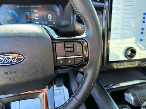 Used 2024 Ford F150 Lightning Platinum image 45