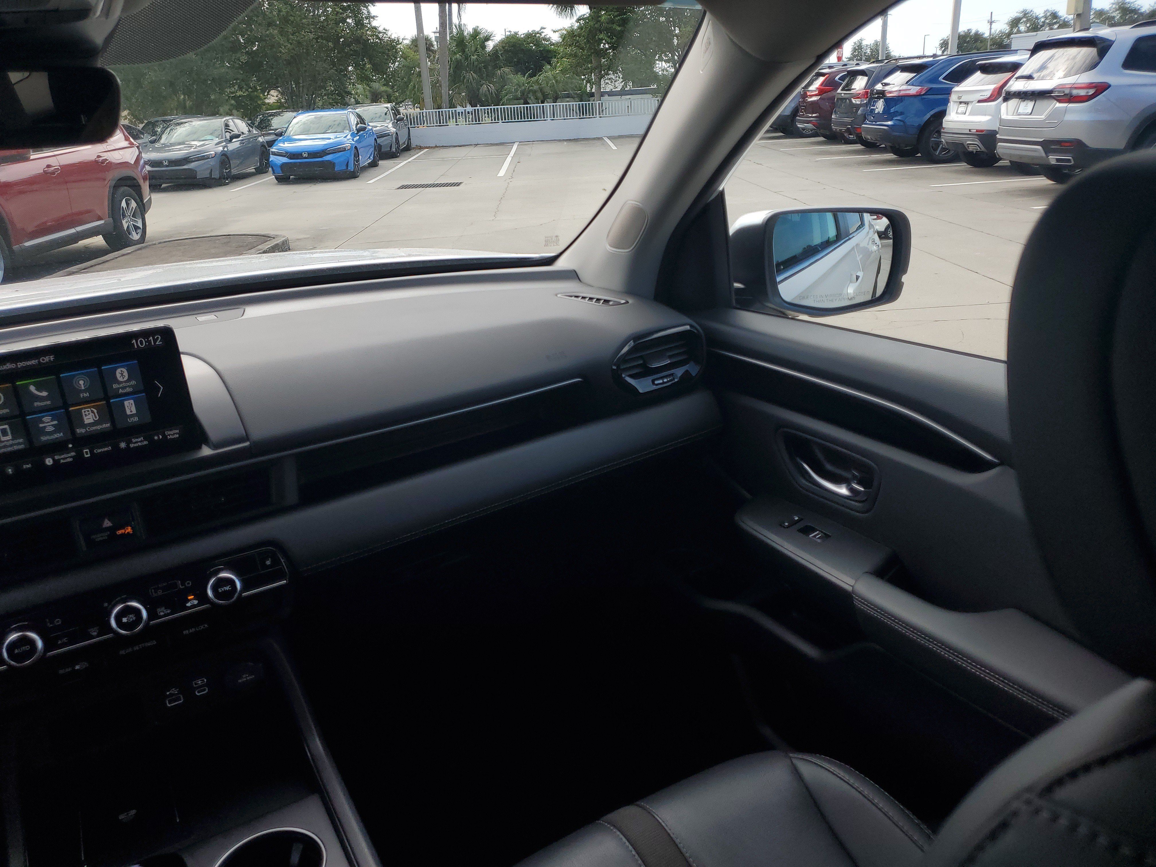 Used 2025 Honda Pilot EX-L image 18