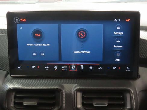 Used 2024 Ford Mustang Convertible image 12