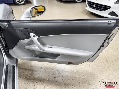 Used 2008 Chevrolet Corvette Convertible w/ Preferred Equipment Group image 31