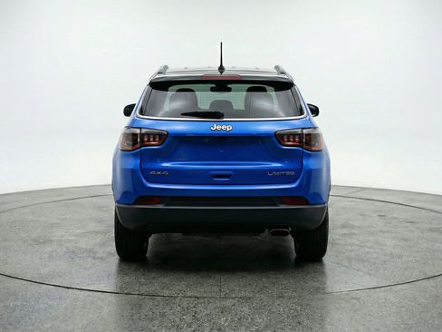 Used 2025 Jeep Compass Limited AWD/4WD image 7