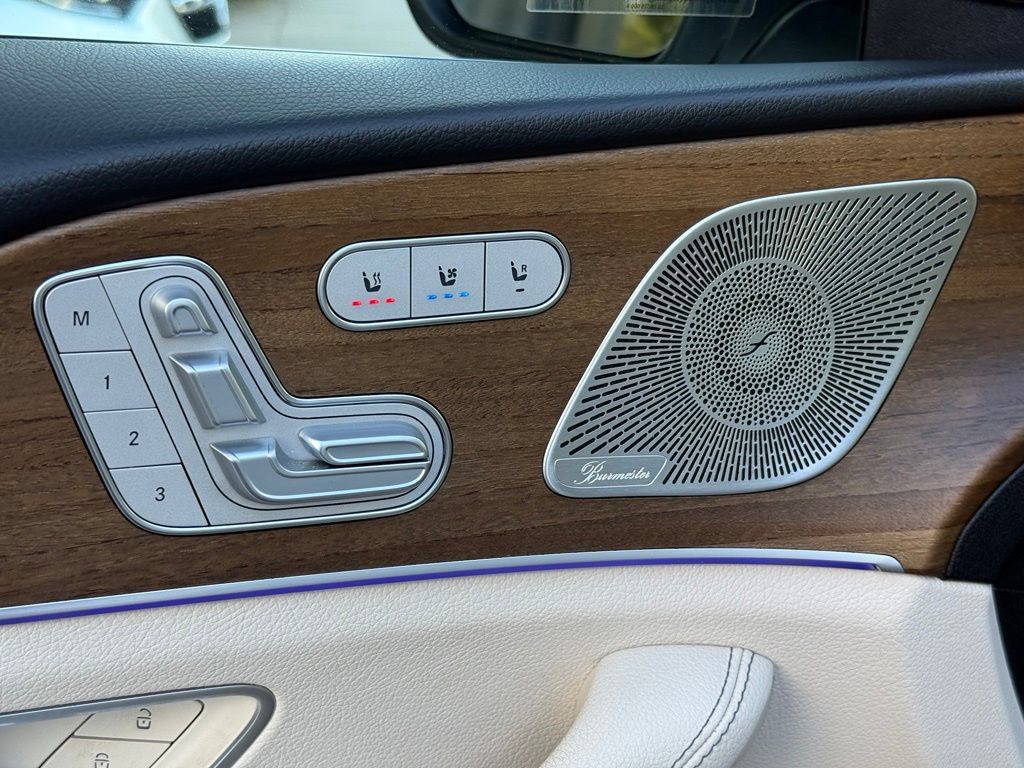 Certified 2021 Mercedes-Benz GLS 450 4MATIC image 4