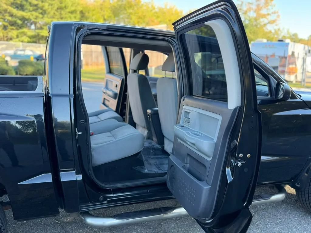 Used 2011 Dodge Dakota Big Horn AWD/4WD image 17
