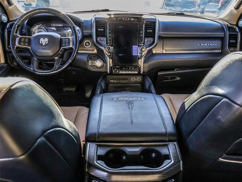 Used 2019 RAM 2500 Limited image 36