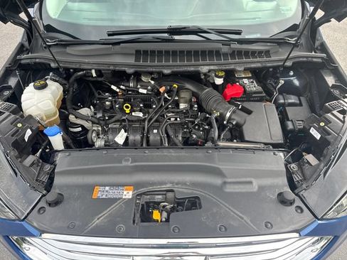 Used 2022 Ford Edge Titanium AWD/4WD image 17
