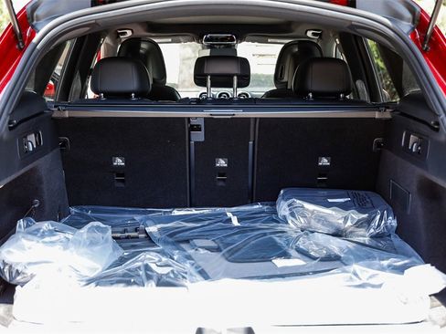 New 2025 Mercedes-Benz GLC 350e 4MATIC image 26