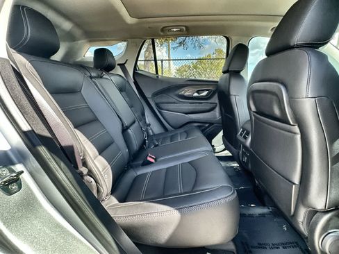 Used 2022 GMC Terrain Denali w/ Denali Premium Package image 19