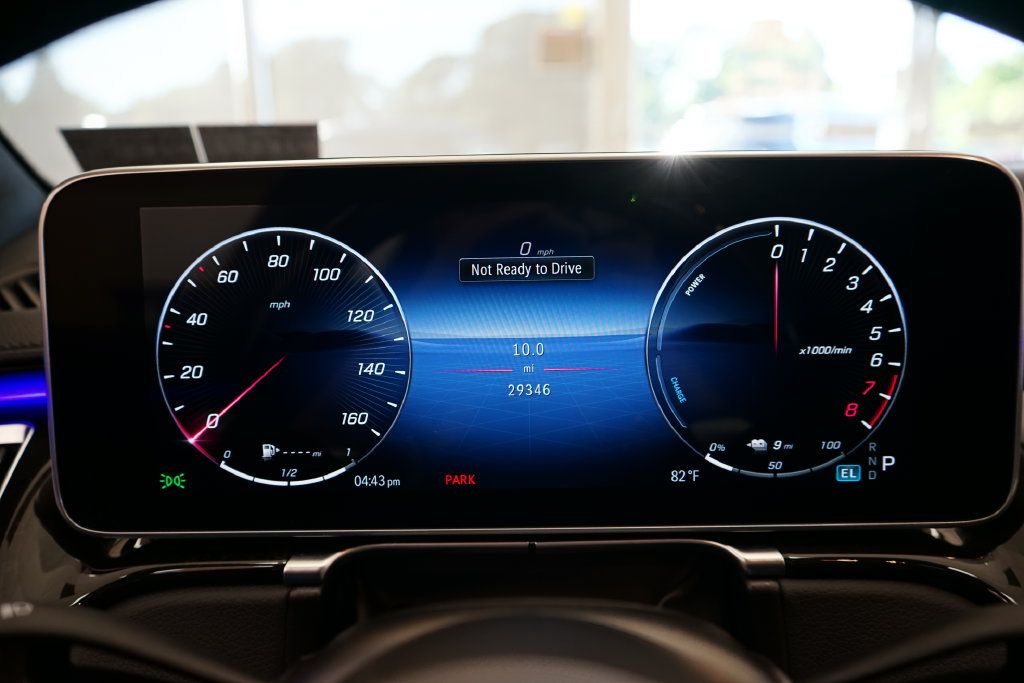 Used 2023 Mercedes-Benz S 580e 4MATIC Sedan image 37