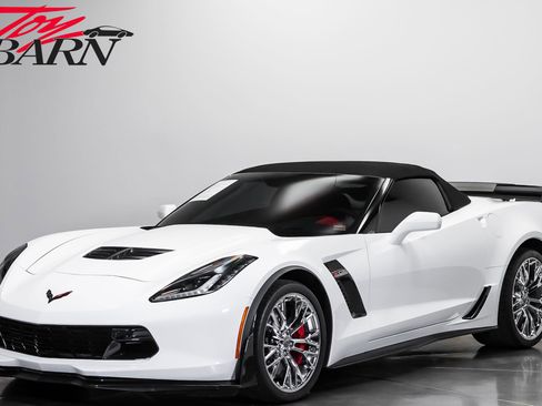 Used 2016 Chevrolet Corvette Z06 w/ 3LZ Preferred Equipment Group RWD image 9