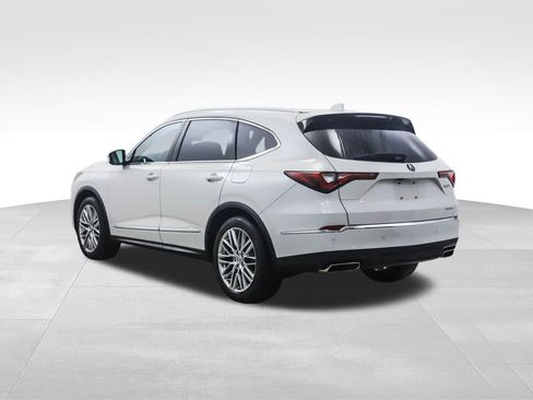 Used 2023 Acura MDX SH-AWD w/ Advance Package image 3