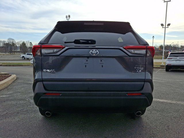 Used 2023 Toyota RAV4 LE FWD image 7