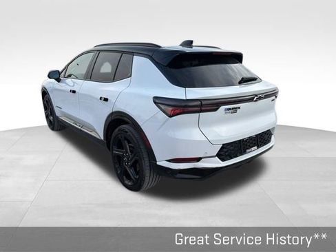 Used 2024 Chevrolet Equinox EV RS image 11