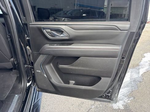 Used 2023 Chevrolet Suburban RST image 13