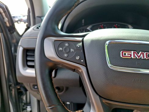 Used 2024 GMC Terrain AT4 w/ Tech Package AWD/4WD image 17