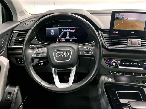Certified 2023 Audi Q5 2.0T Premium Plus w/ Premium Plus Package image 8