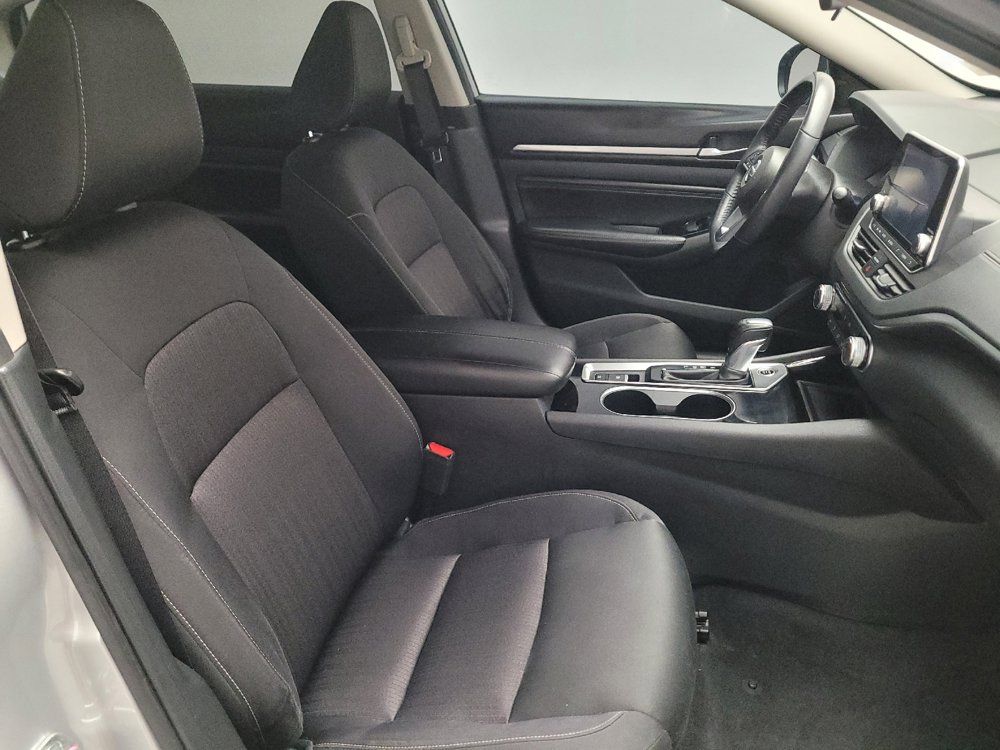 Used 2021 Nissan Altima 2.5 SV w/ SV Premium Package FWD image 21