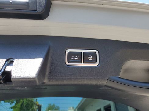 Used 2023 Kia Sorento SX AWD/4WD image 10