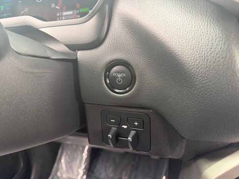 Certified 2025 Toyota Sequoia SR5 AWD/4WD image 19