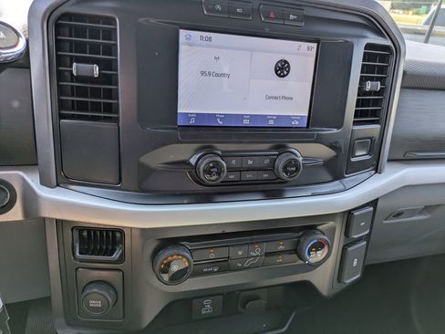 Used 2023 Ford F150 XLT image 14