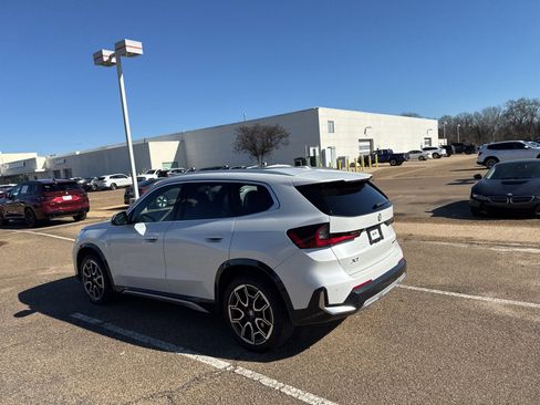 Certified 2023 BMW X1 xDrive28i w/ Premium Package image 9