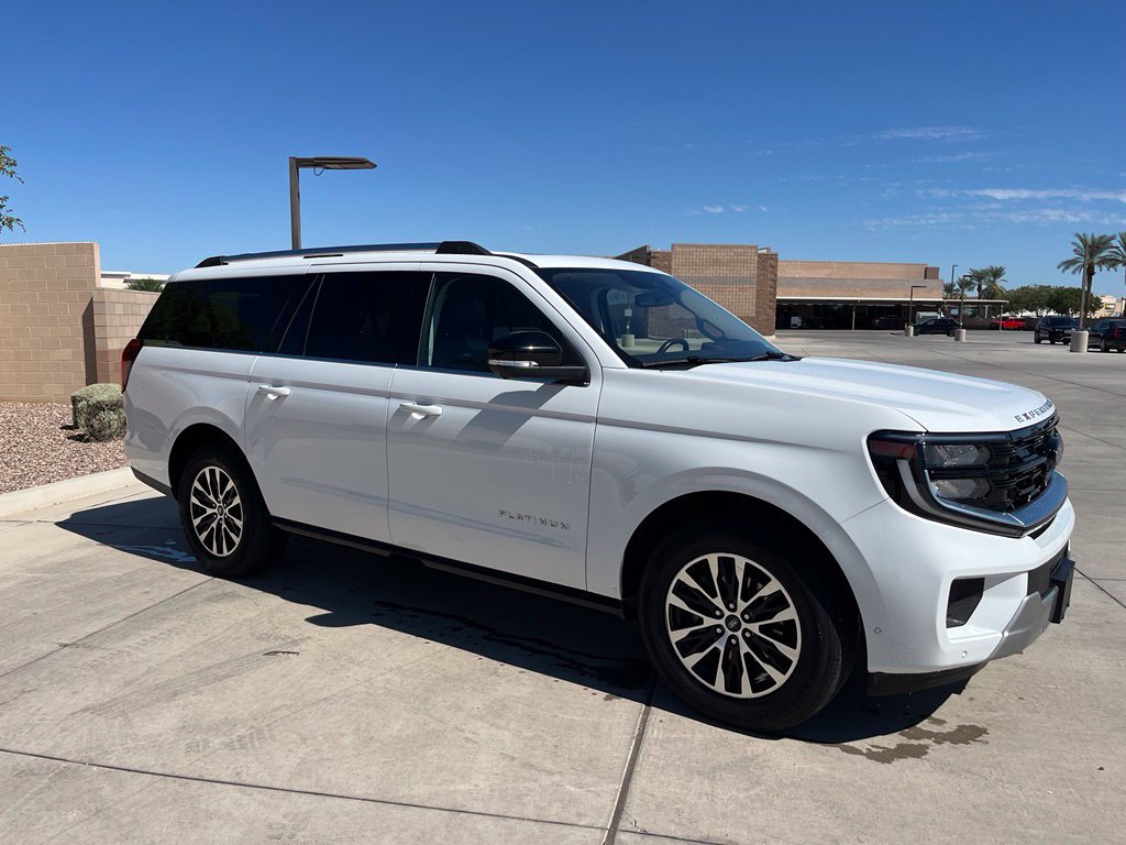 Used 2025 Ford Expedition Max Platinum AWD/4WD image 4