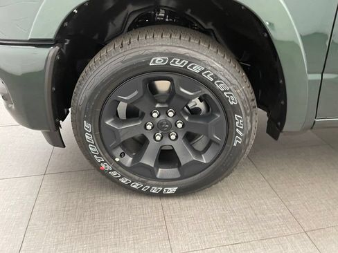 New 2026 RAM 1500 4x4 Crew Cab image 10