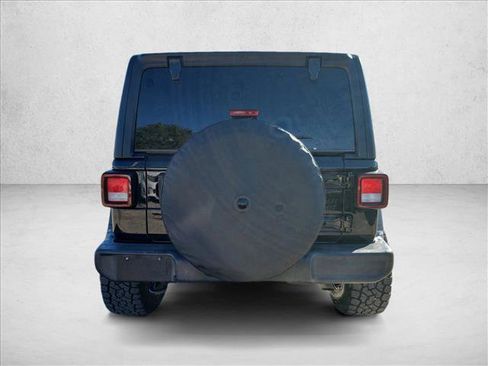 Used 2022 Jeep Wrangler Unlimited Willys image 6