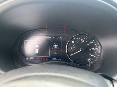 Used 2021 Nissan Kicks SV image 16