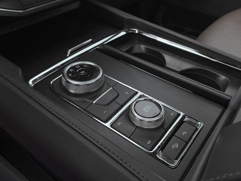 Used 2024 Ford Expedition Max King Ranch image 18