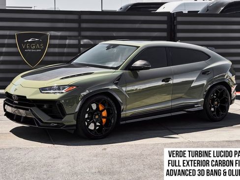 Used 2023 Lamborghini Urus Performante AWD/4WD image 1