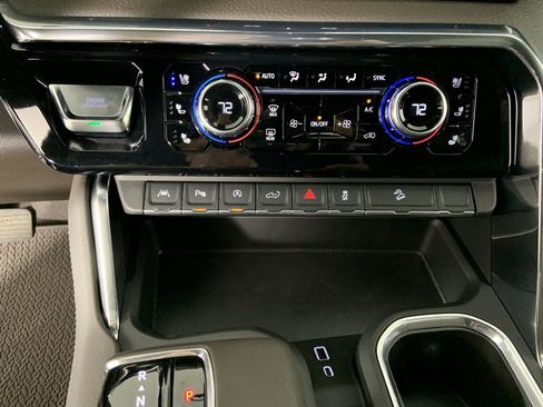 Used 2025 GMC Sierra 1500 Denali image 14