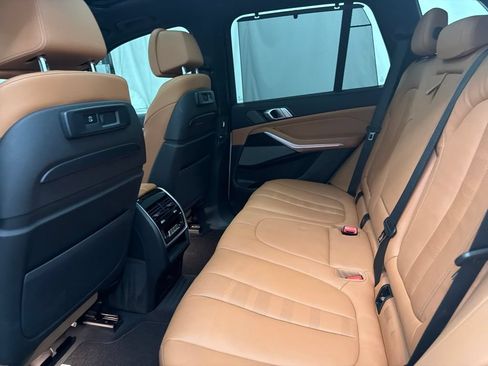 Used 2021 BMW X5 M50i w/ Executive Package AWD/4WD image 21