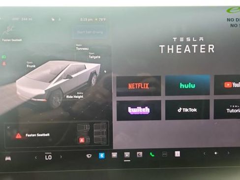 Used 2024 Tesla Cybertruck AWD Crew Cab image 45