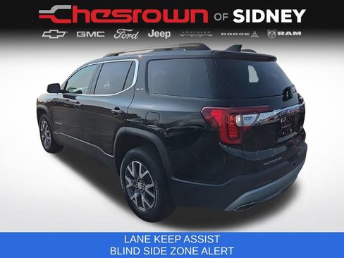 Used 2023 GMC Acadia SLT w/ LPO, Floor Liner Package AWD/4WD image 7