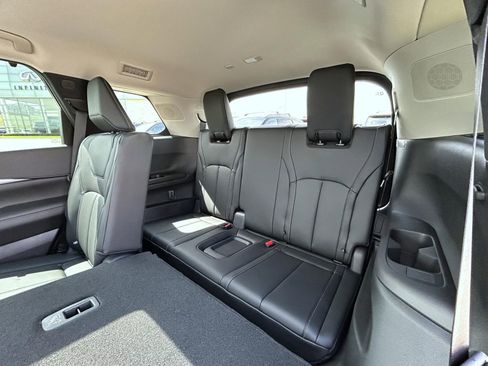 New 2026 INFINITI QX60 Luxe w/ Cargo Package AWD/4WD image 19