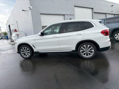 Used 2018 BMW X3 xDrive30i w/ Premium Package AWD/4WD image 12