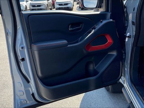 New 2026 Nissan Frontier PRO-4X w/ Pro-4x Convenience Package image 26