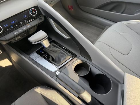 New 2026 Hyundai Elantra Sport FWD image 21